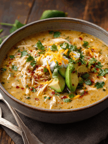 Low-Carb White Chicken Chili Recipe
